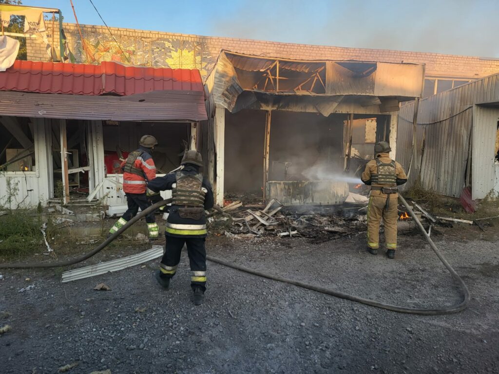 В Купянске ранен мужчина, на Изюмщине разбомбили дома. Сводка Синегубова