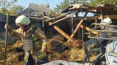 Оккупанты обстреляли Волчанск: горел сеновал, уничтожены авто и дом (фото)