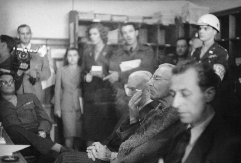 Пресс-конференция троих нацистов, оправданных Нюрнбергским процессом