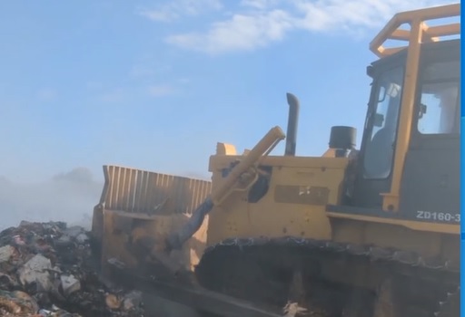 Масштабна пожежа на сміттєзвалищі в Первомайському: задіяли техніку з Лозової
