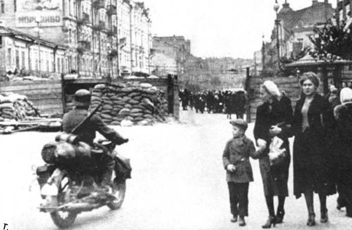 Немцы в Киеве в 1941 году