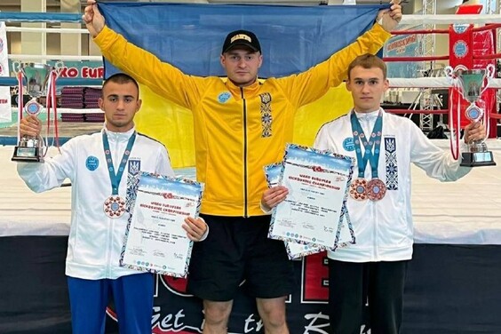 Харків’яни вибороли «золото» на чемпіонаті Європи з кікбоксингу
