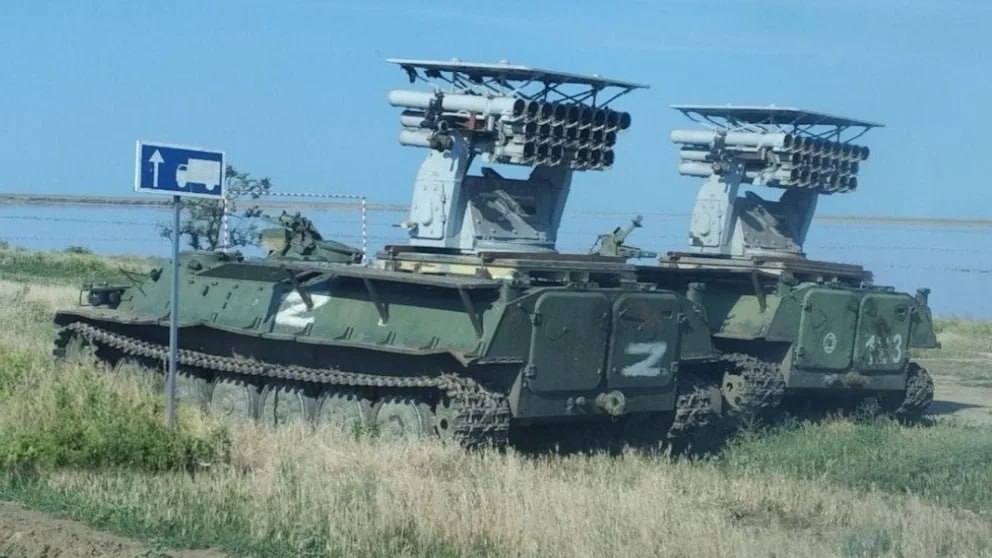 Машини Франкенштейна. РФ використовує морську зброю для війни на суші (фото)