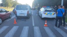 Микроавтобус сбил 9-летнего мальчика на пешеходном переходе в Харькове