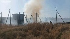 Через обстріл Харківщини виникла пожежа, яка поширилася на 2 га (фото)