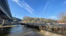 Норвегия помогла возвести временный мост на Харьковщине в объезд разрушенного