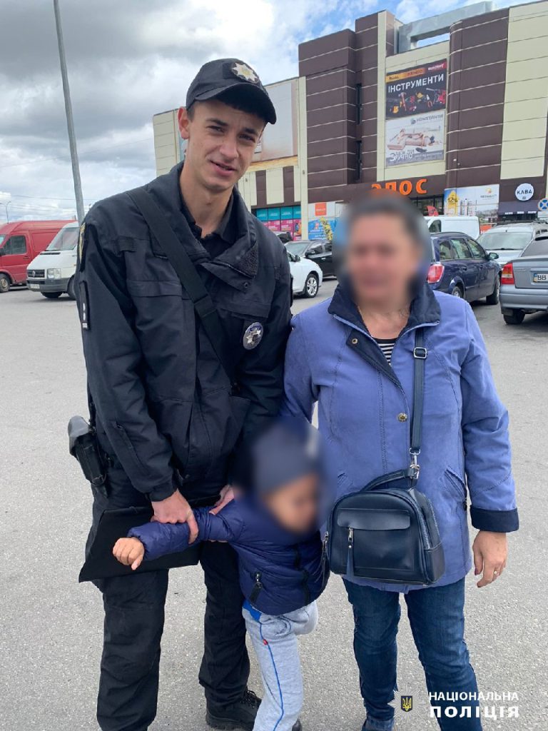 Втік від бабусі в супермаркеті: 4-річного хлопчика шукали в Харкові