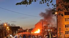 2 мужчин получили ожоги из-за пожара в гараже на Салтовке в Харькове (видео)