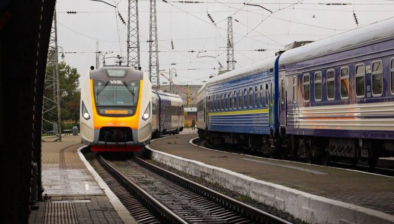 В случае опоздания Укрзалізниця пересадит пассажиров на другой рейс в Харьков