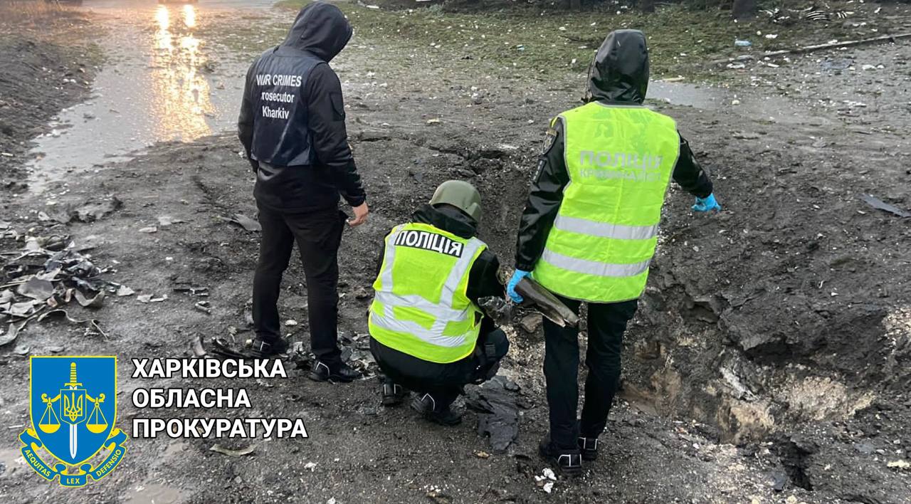 Последствия ракетного удара по пожарной части в Изюме 26 октября 2023 7