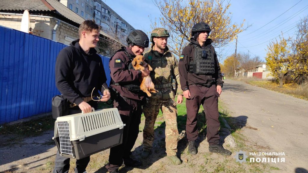 16 дітей і собачку Лорі евакуювали з прифронтової Куп’янщини (фото)
