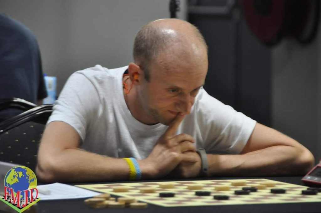Харків’янин Юрій Анікєєв виборов «золото» на чемпіонаті світу з шашок-100