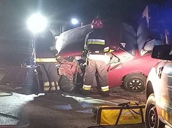 ДТП на Харьковщине: погибшего водителя вырезали из машины (фото)