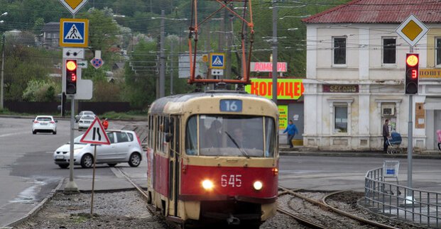 Трамваї не допомогли: у Харкові хочуть повернути автобусний маршрут
