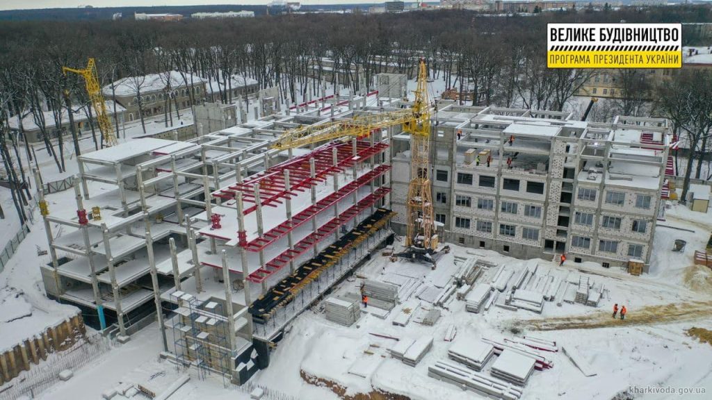 Вместо строительства нового онкоцентра в Харькове решили ремонтировать старый