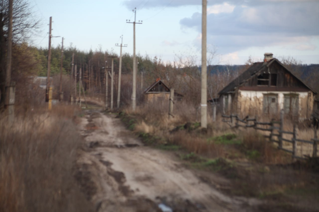 На Харківщині повернули електрику до двох розбитих сіл