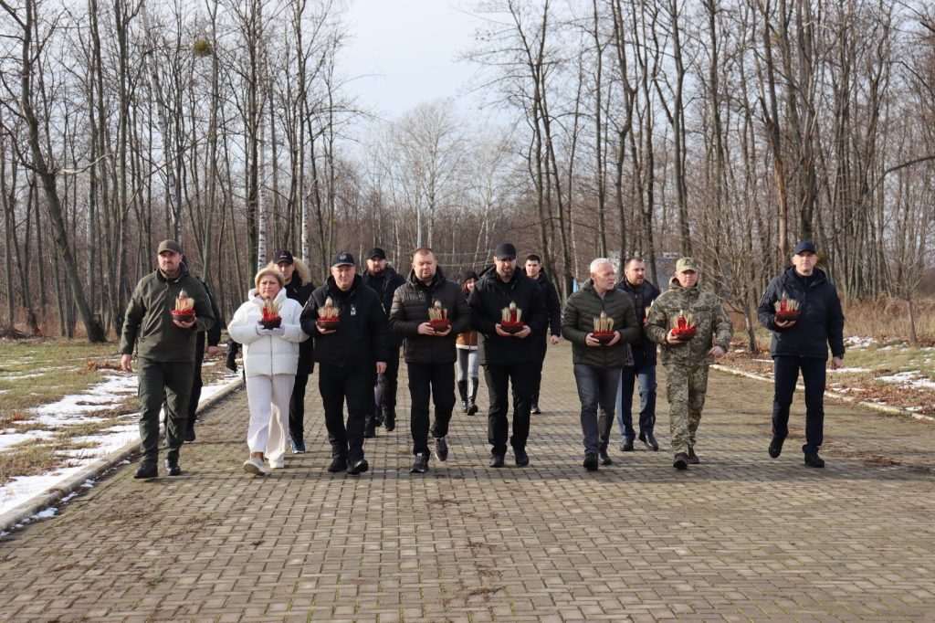 На Харківщині вшанували пам’ять жертв Голодомору (фото, відео)