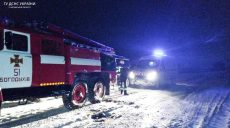 “Швидка” та два автомобілі застрягли в кучугурах на Харківщині – зведення ДСНС