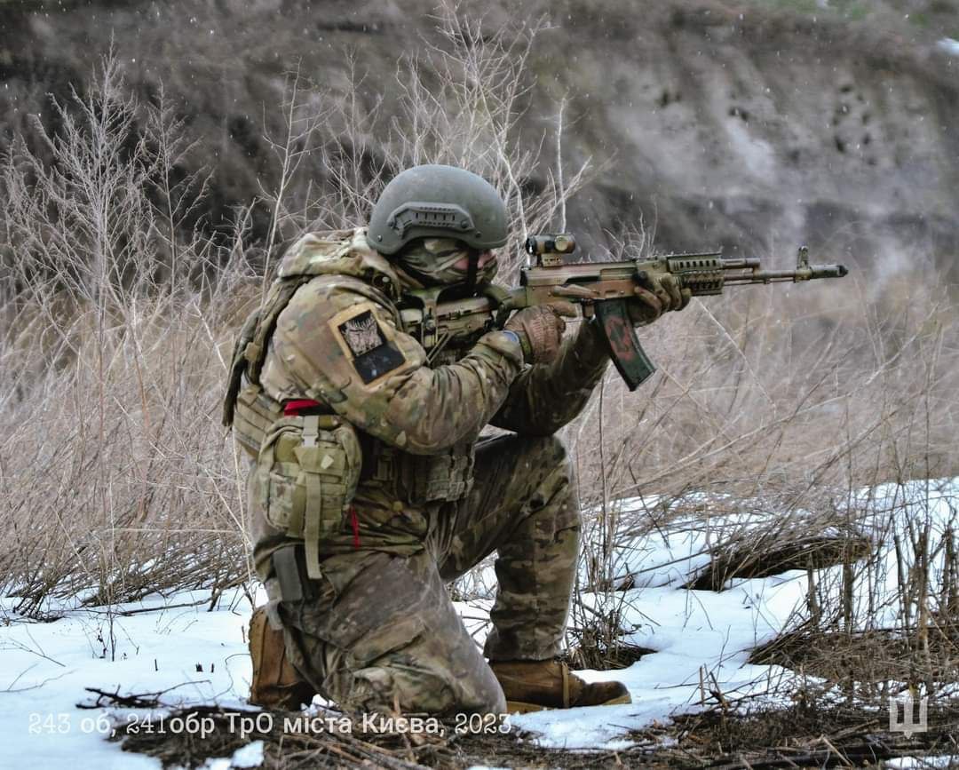 Удари С-300, артобстріли, авіаудар й атаки – зведення Генштабу по Харківщині