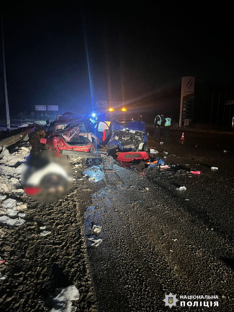 У поліції показали кадри після ДТП під Харковом, де загинула сім’я волонтерів