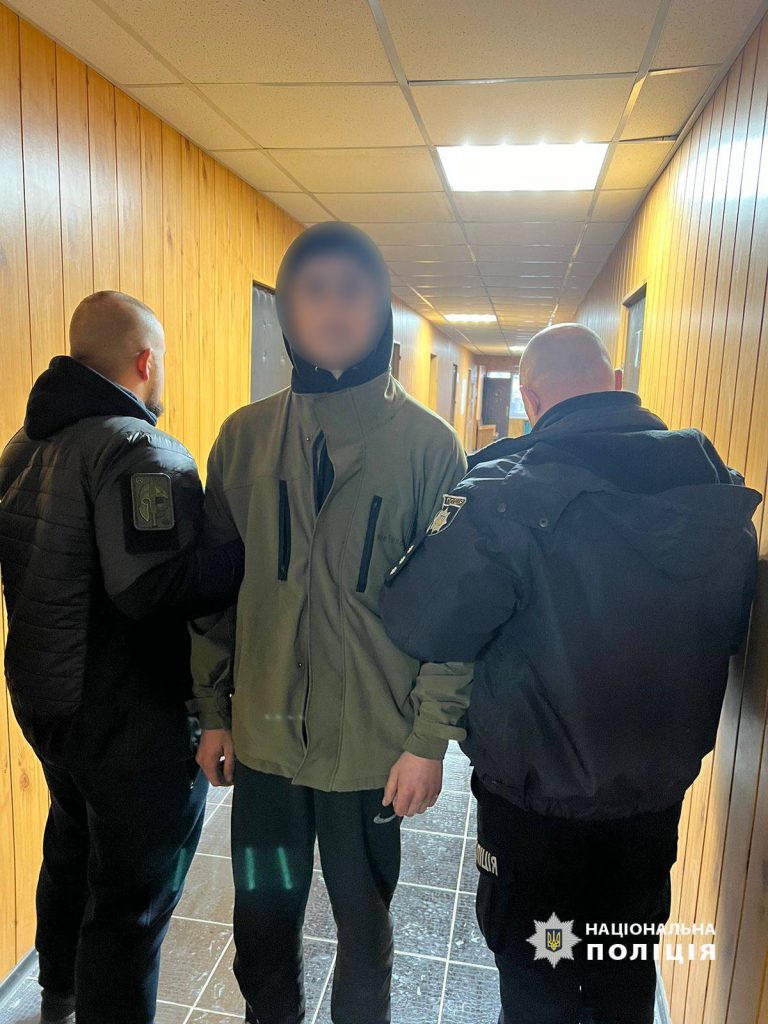 У Харкові затримали юного «закладника»: йому загрожує до 10 років тюрми