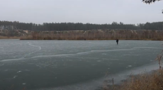 На водоймах – тонка крига: ДСНСники застерегли жителів Харківщини (відео)