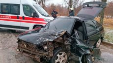 На Харківщині – ДТП із постраждалими: зіткнулися дві автівки (фото)