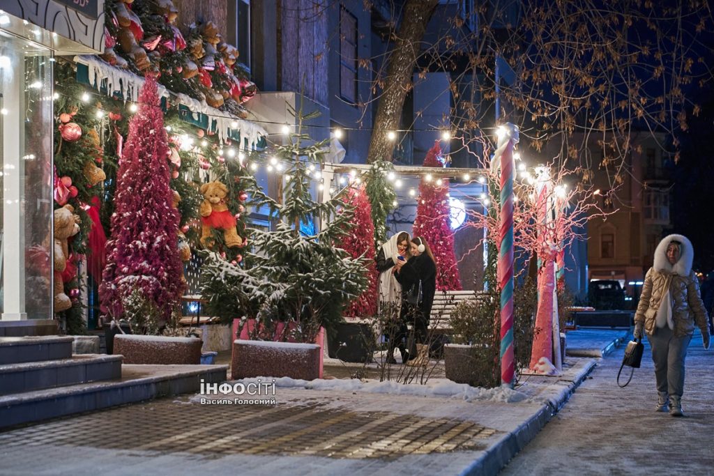 Головні новини Харкова 25 грудня: перше Різдво 25.12, фронт (відео)