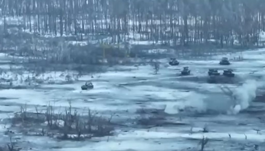 Наступ провалився: на Харківщині знищили дві БМП росіян (відео)
