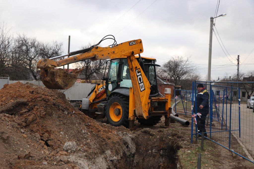 Близько 10 тисяч харків’ян залишилися без води через ракетні обстріли 2 січня