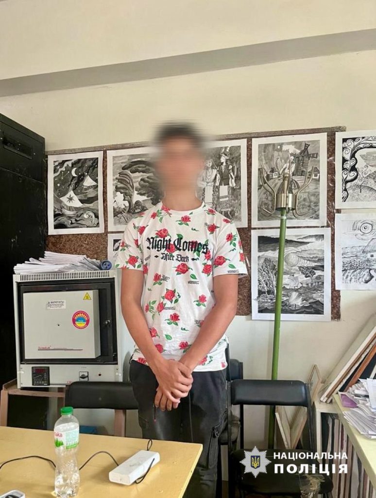 15-річний підліток погрожував і вимагав $450 тисяч у бізнесменів на Харківщині