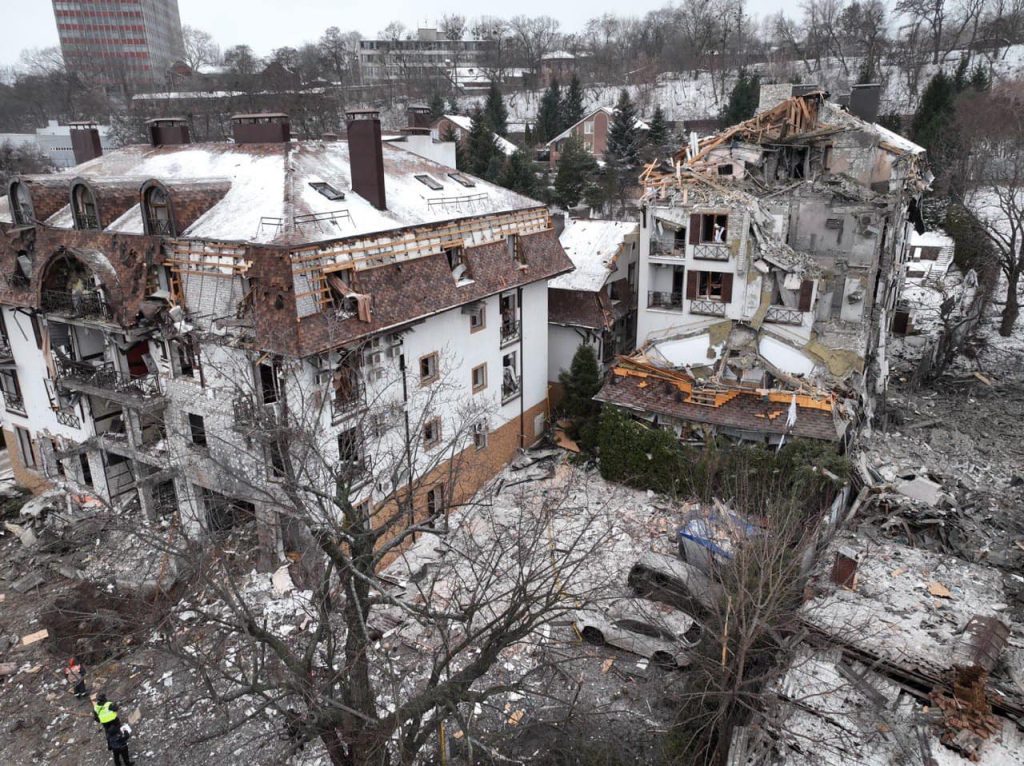 Харків’янка зламала хребет, ховаючись в укриття від ракет РФ