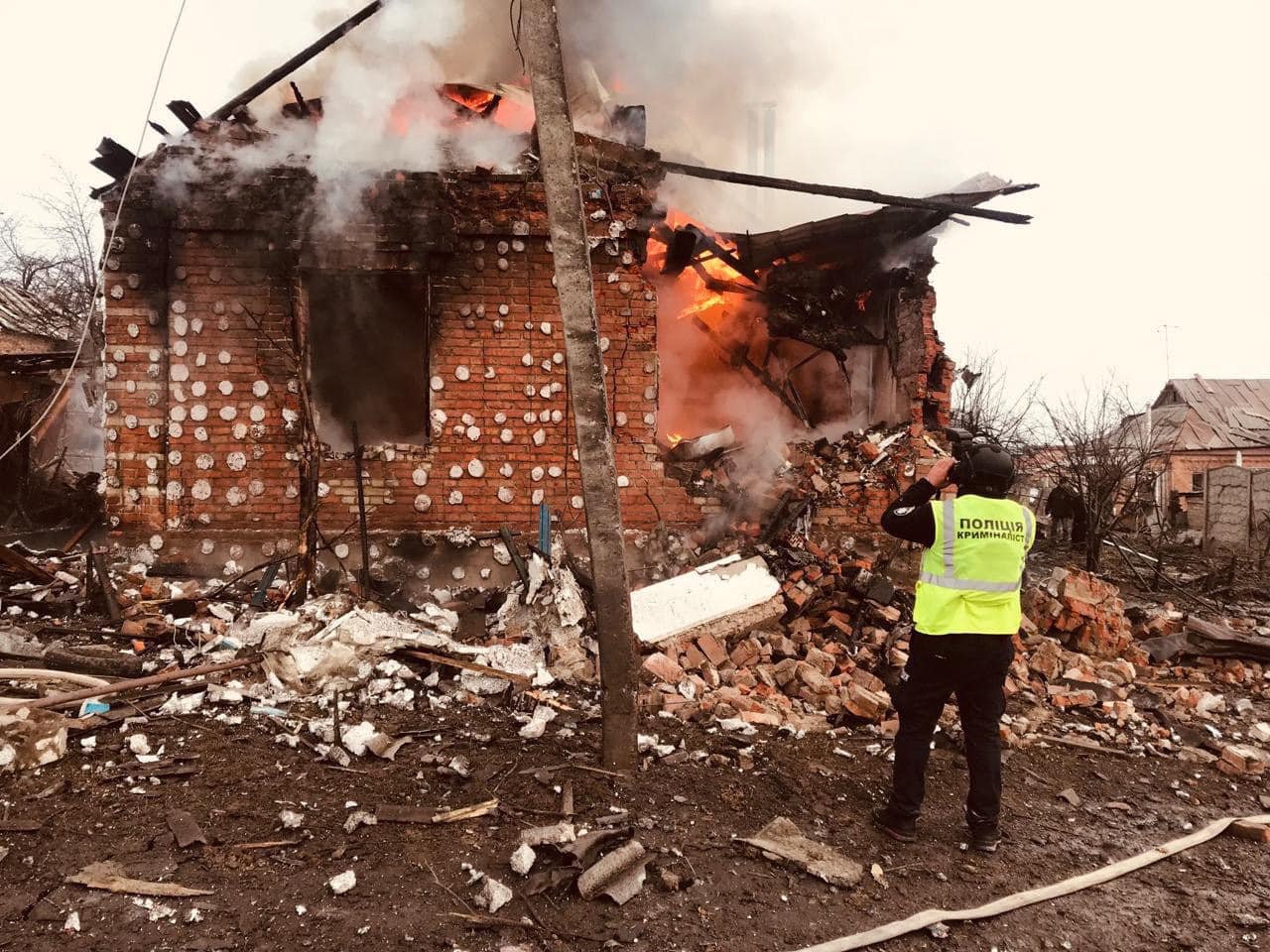 Допомагав забити вікна: особу загиблого від удару по Харкову встановили за ДНК