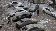 Последствия ракетной атаки на Харьков (фото)
