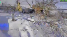 Шесть вражеских блиндажей и склад уничтожили дроны харьковских воинов (видео)