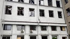 500 окон вынесла взрывная волна в ХНУРЭ во время ракетной атаки на Харьков