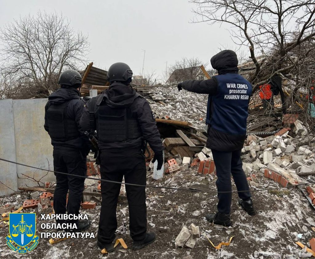 В Змиеве погибла женщина, в Харькове ракета ударила по территории школы