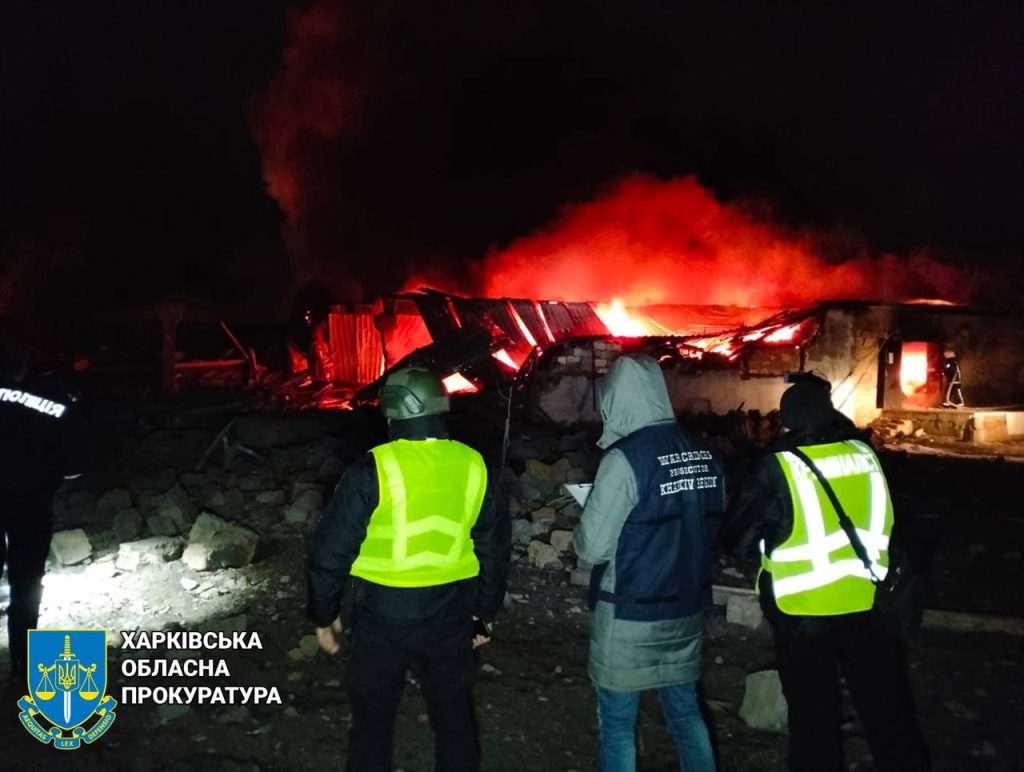 Зруйнували будинки, влаштували пожежі – росіяни били по Харківщині С-300(фото)