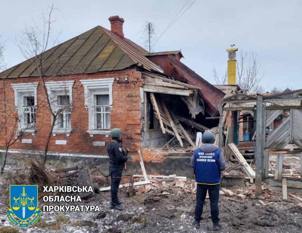 Разрушения на Харьковщине из-за обстрелов РФ показала прокуратура (фото)