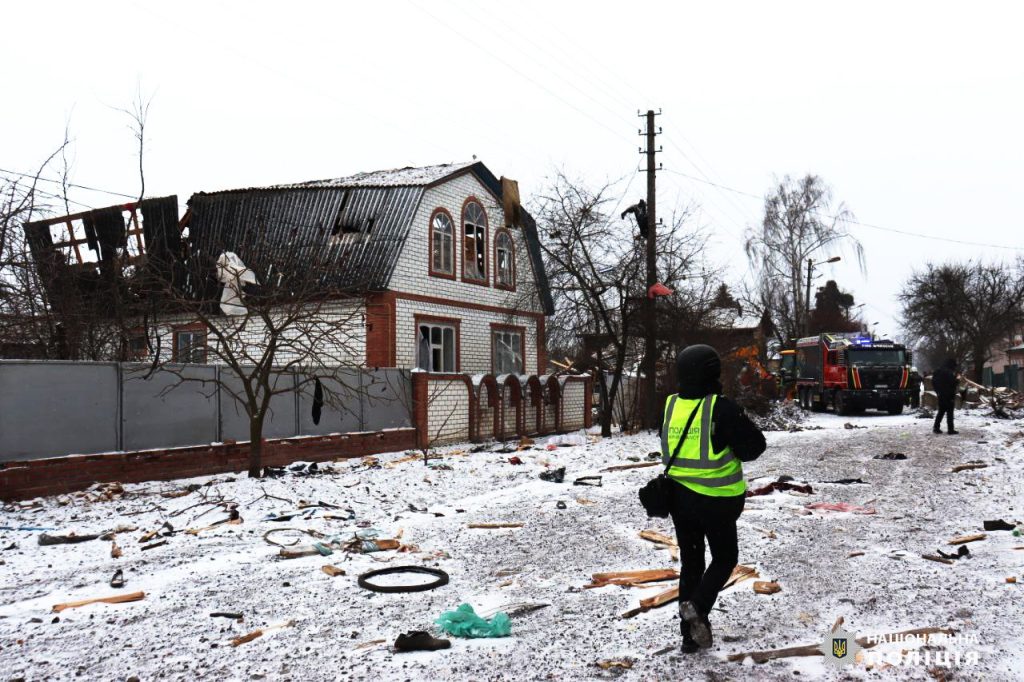 Ракетний удар по Змієву: на ремонти пошкоджених будинків виділили майже 0,5млн