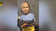 “Дякуємо юній україночці”: дівчинка подарувала FPV-дрон 92-й ОШБр (відео)