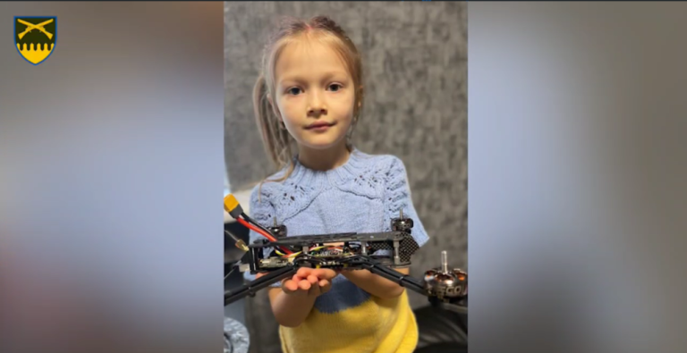 «Спасибо юной украиночке»: девочка подарила FPV-дрон 92-й ОШБр (видео)