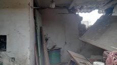 Авіабомба РФ пробила діру в домі жителів Харківщини, але не розірвалася (фото)