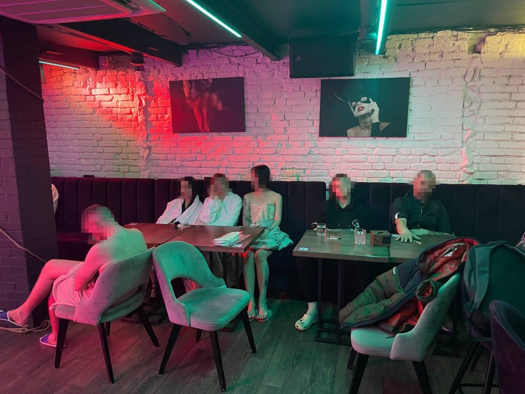 На Харківщині сутенери сядуть за організацію різноманітних сексуальних послуг