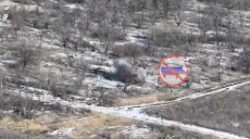 Дрон харківських нацгвардійців знищив авто росіян під Бахмутом (відео)