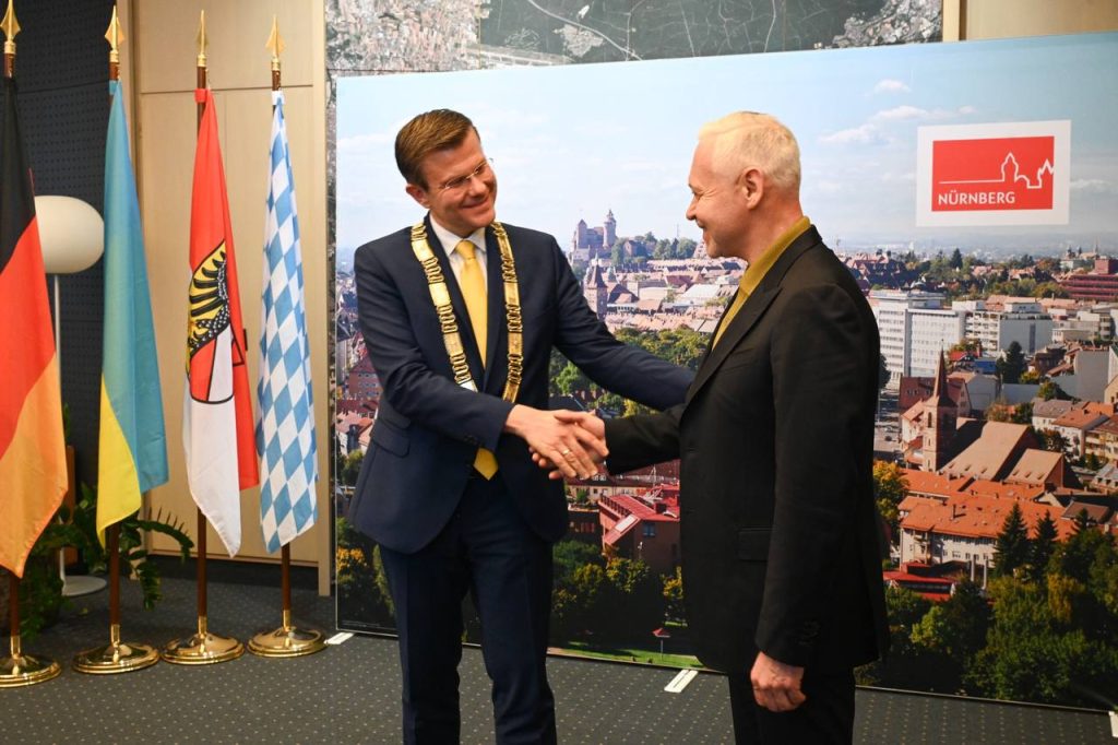 Терехов в Германии встретился с мэром Нюрнберга: Харьков получил автобусы