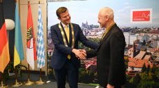 Терехов у Німеччині зустрівся з мером Нюрнберга: Харків отримав автобуси