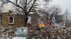 Вражеские самолеты ударили по приграничью Харьковщины — произошел пожар (фото)