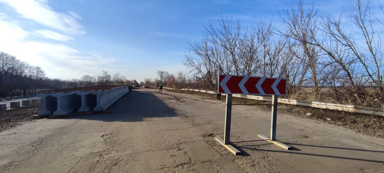 Строят мост в Балаклейской громаде на Харьковщине 2