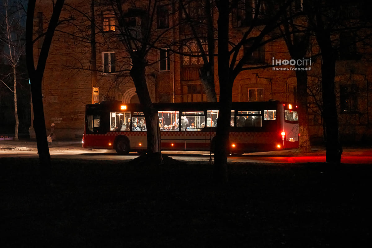 Какой общественный транспорт будет работать в Харькове в понедельник